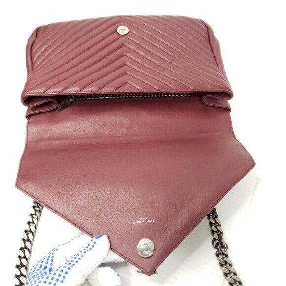 Yves Saint Laurent Large Matelasse Shoulder Bag 670-091225 - Picture 9 of 16